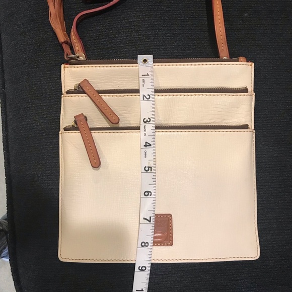 Dooney & Bourke Triple Zip Tassel Ivory & Brown Slim Leather Crossbody Bag - Picture 3 of 12